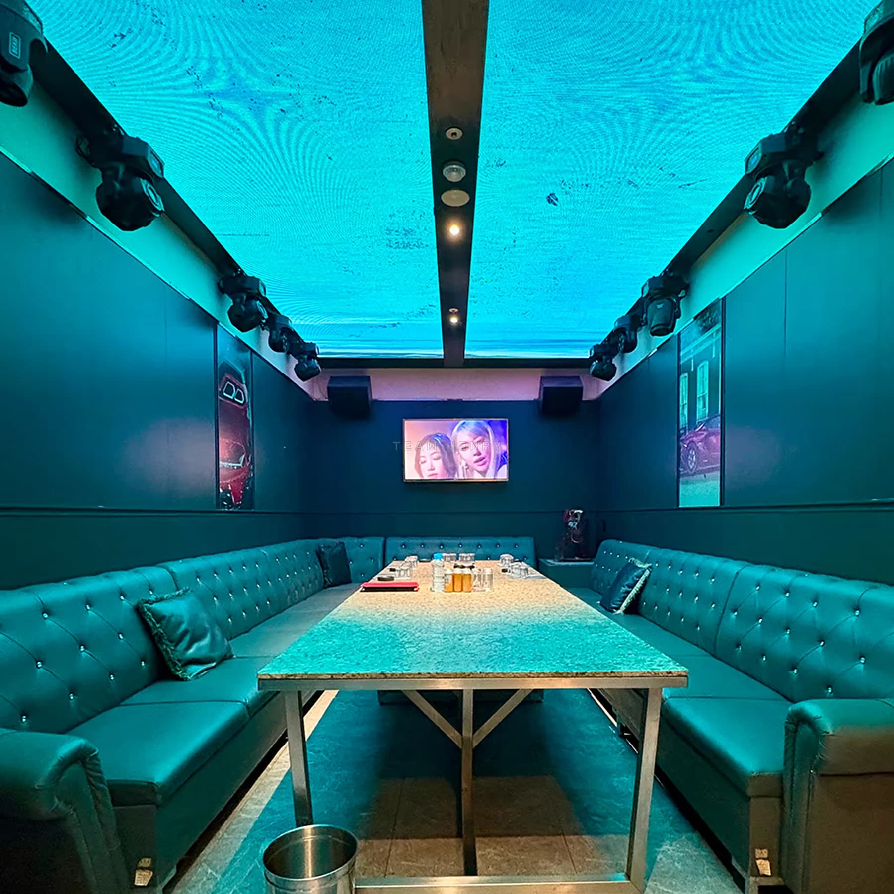CLUB 룸
